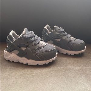 ONE DAY SALE! NWOT Nike Huarache Infant Sneakers